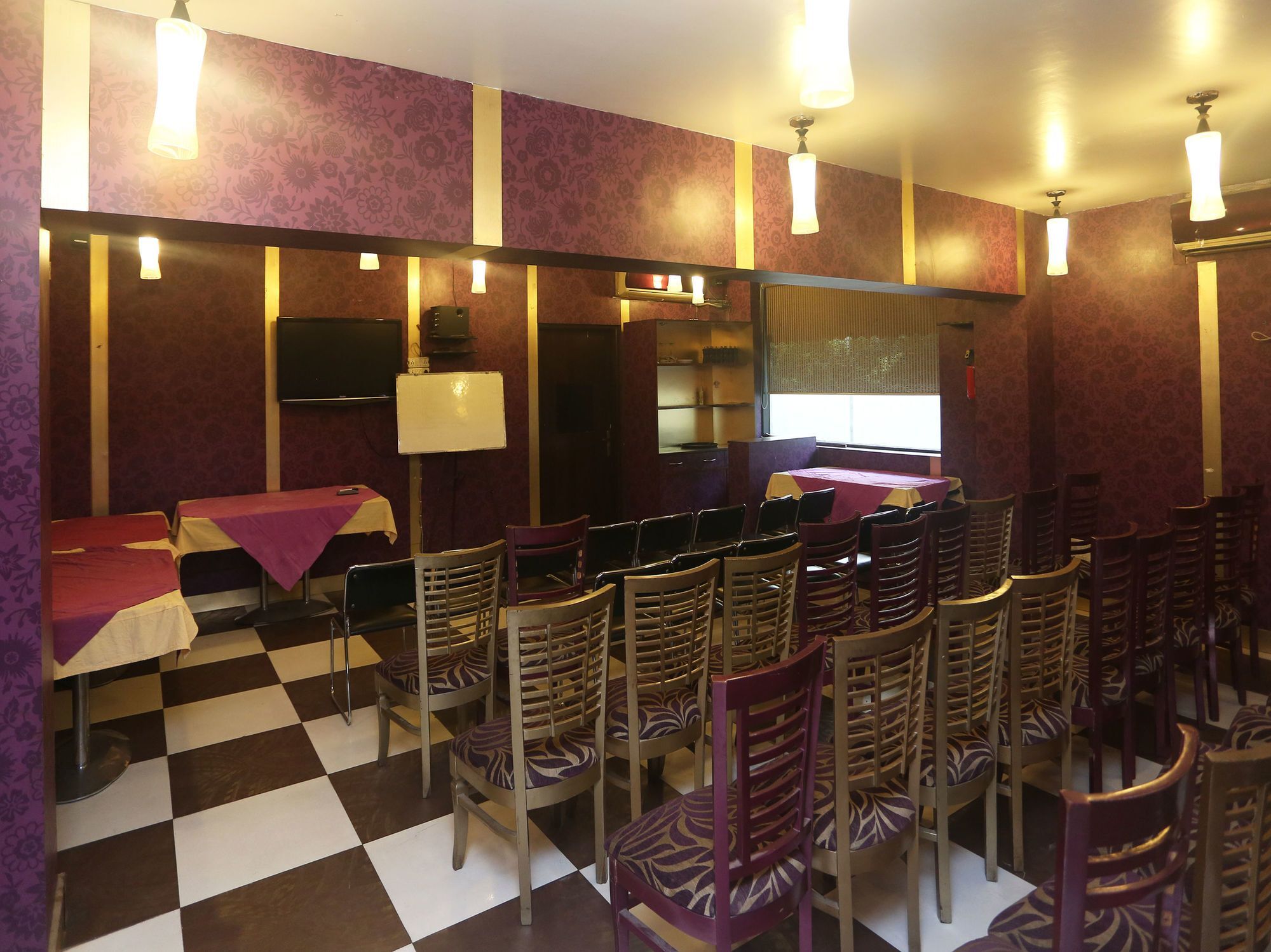 Hotel Palazzo Di Lara กาเซียบัด ภายนอก รูปภาพ
